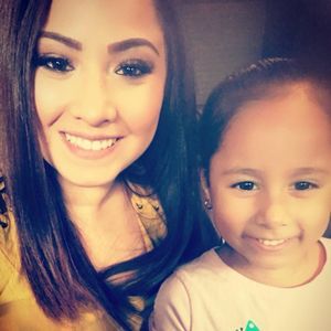 Meet your Posher, Eve